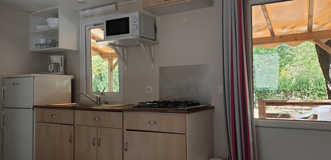 Camping Avec Piscine Et Riviere A Tournon Sur Rhone Ardeche Eksteriør billede